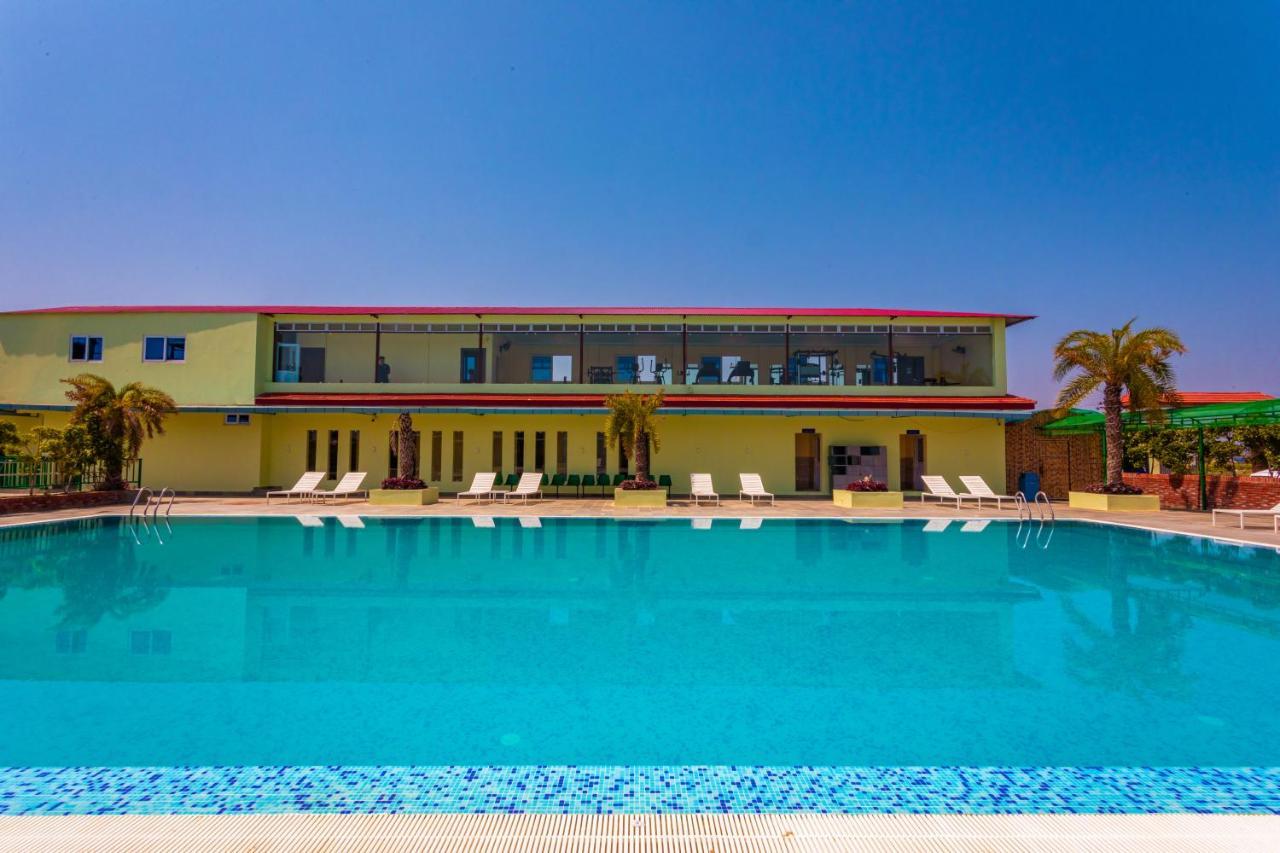 Lumbini Green Resort Bhagwanpur Luaran gambar